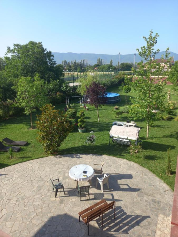 Green Villa Rodna 스코페 외부 사진